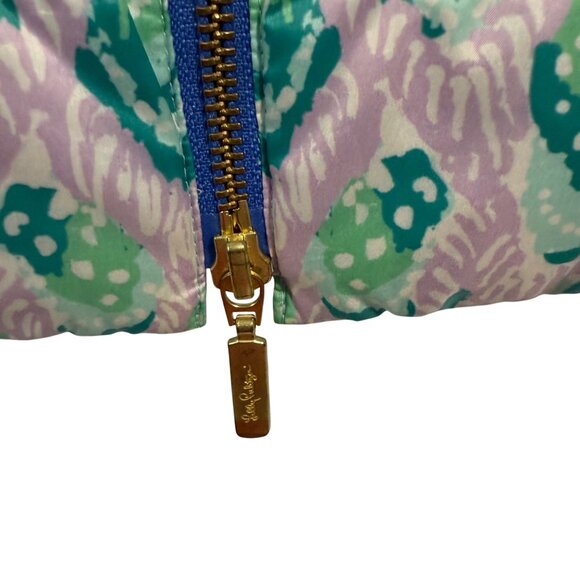 Lilly Pulitzer Essie Masterpiece Down Puffer Vest‎ in Gypset Paradise Engineered - Picture 3 of 10